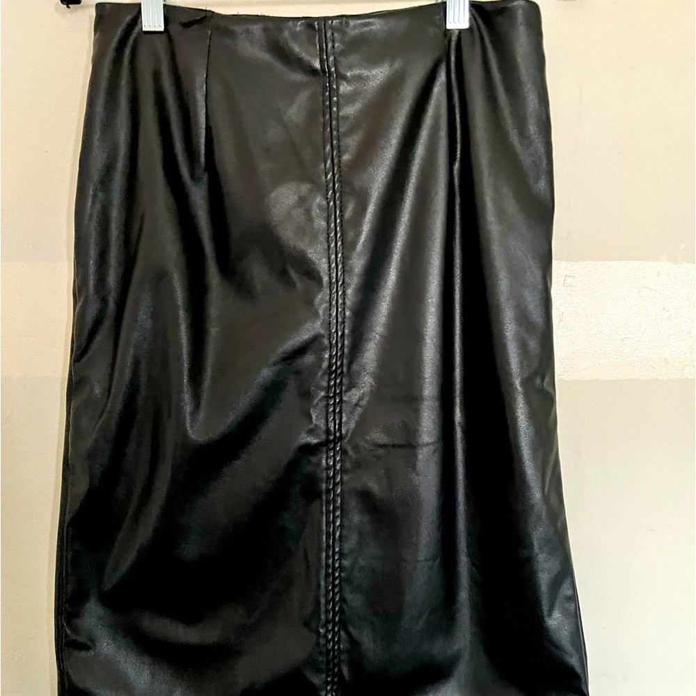 PU faux leather pencil skirt